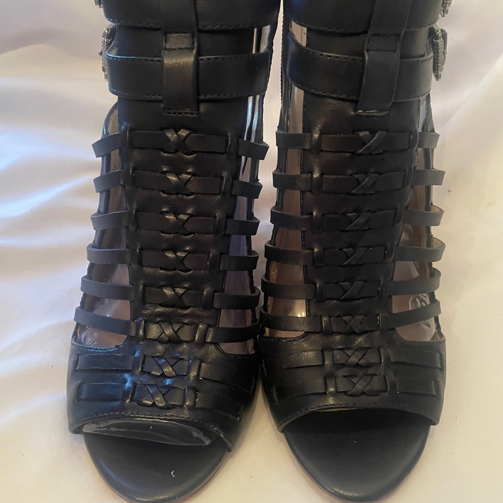 Vince Camuto Medow Cage/Gladiator Chunky Heel Sandals ~ Navy ~ NEW ~ Size 6.5